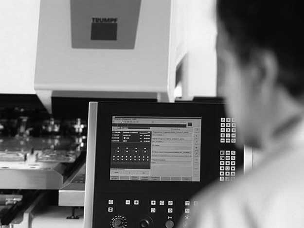 CNC uitlaje computerizate